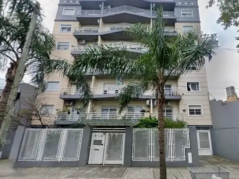 Amplio Monoambientes moron norte