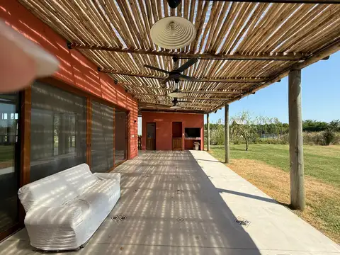 Casa en Alquiler en Haras San Pablo, USD 1.050