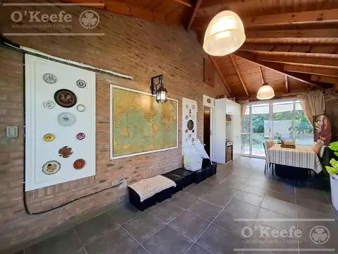 Casa en Venta con 1 cochera