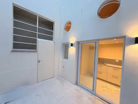Depto Tipo Casa en Venta en Recoleta, USD 103.000