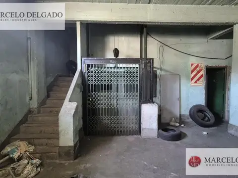 Galpon en Alquiler 17  mts Fondo