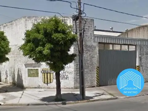 Galpón industrial - Muy buena ubicación - Villa Luzuriaga