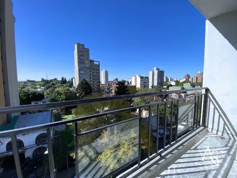 Departamento en Alquiler con 1 cocheras