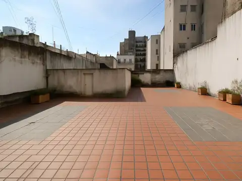 Departamento en Venta con 3 cocheras