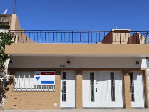 VENTA PH 4 AMB CON PATIO, TERRAZA Y QUINCHO