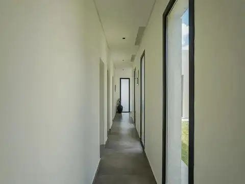 Casa  en Venta en Santa Emilia, Pilar del Este, Pilar
