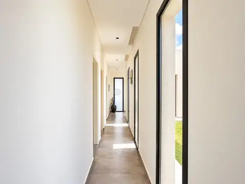 Casa  en Venta en Santa Emilia, Pilar del Este, Pilar