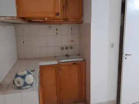 Casa en Alquiler con 1 cochera