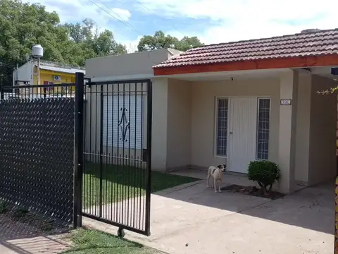 CASA EN ALQUILER ANUAL DE 3 AMBIENTES EN DEL VISO, BARRIO LOS JAZMINES (RESIDENCIAL)