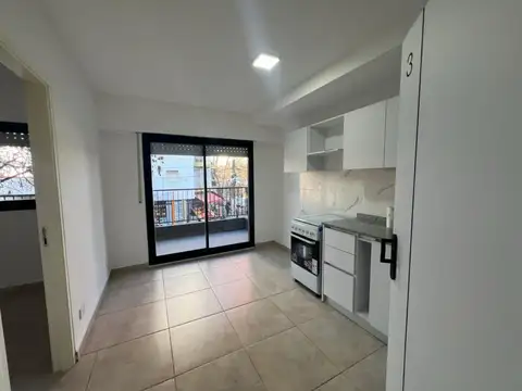 Departamento en Alquiler en Luis Agote, $ 480.000