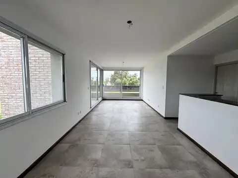 Departamento en Alquiler de 4 ambientes