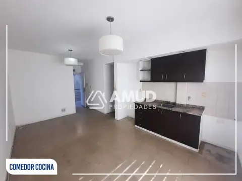 Departamento en Alquiler en Villa Centenario, $ 520.000
