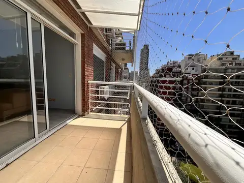 Departamento en Alquiler con 1 cocheras