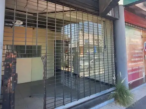 Local en Alquiler en Centro, $ 600.000