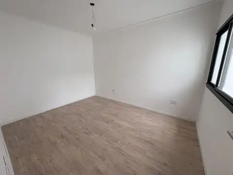 Depto Tipo Casa 3 ambientes con 1 baño