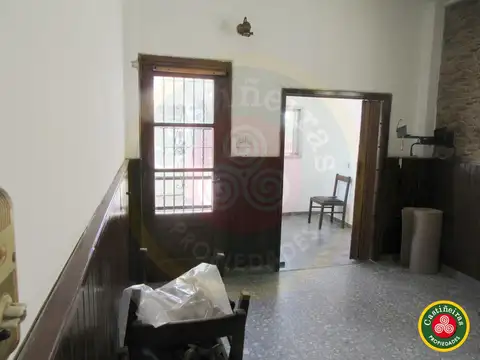 Alquiler y Venta - Casa - 2 Dormitorios - Garaje - Patio - Venta Directa  