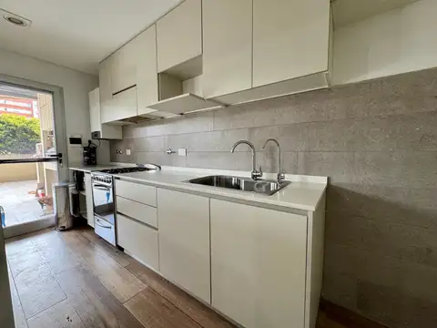 Departamento 4 ambientes con 2 baños