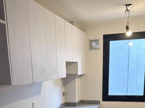 Manuela Pedraza 4800