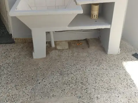 Depto Tipo Casa en Alquiler de 3 ambientes