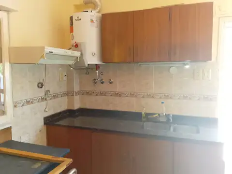 Depto Tipo Casa en Alquiler de 2 dormitorios