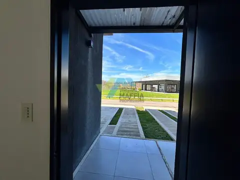 Casa en Alquiler en El Aljibe, USD 800