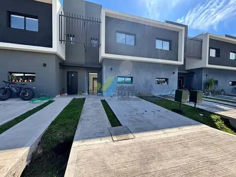 Casa Dúplex  en Alquiler en El Aljibe, Pilar, G.B.A. Zona Norte