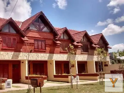 Casa en venta - 3 dormitorios 1 baños - 70mts2 - La Lucila Del Mar