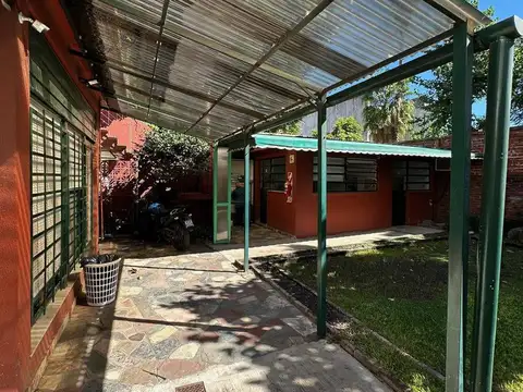 Edificio Comercial con 9 Consultorios baños y oficinas - S.Justo (Ctro)