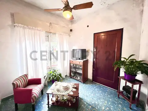 Casa 4 ambientes con 1 baño