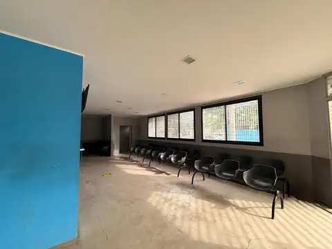 Oficina Monoambiente con 2 baños