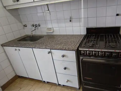 Departamento en Alquiler con 1 cocheras