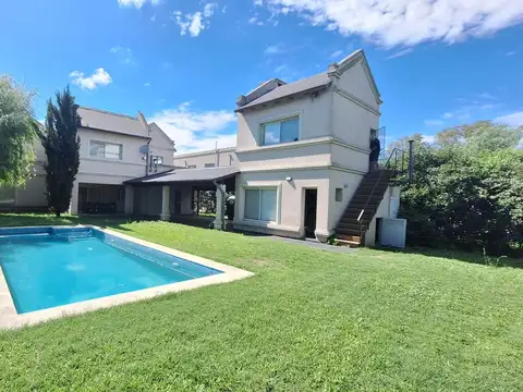 Casa de 5 dormitorios en venta - Kentucky