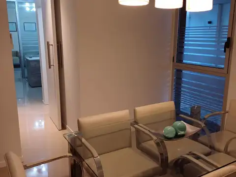 Hermoso 2 Ambientes Planta Baja Centrico con Cochera