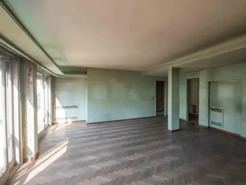 Junín 1000, Piso 7