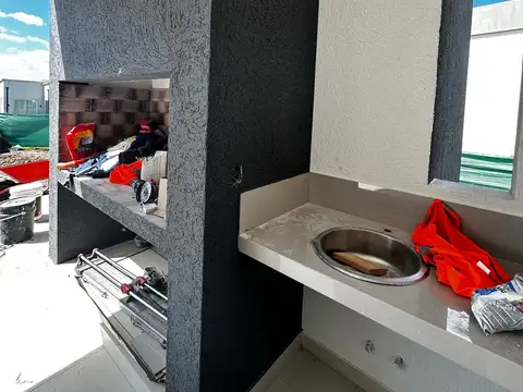 Casa en Venta en Pilar Del Este, USD 215.000