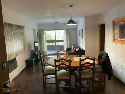 NUEVA CORDOBA! SOBRE CALLE CRISOL- MUY LINDO DEPARTAMENTO- AMPLIO BALCON Y COCHERA