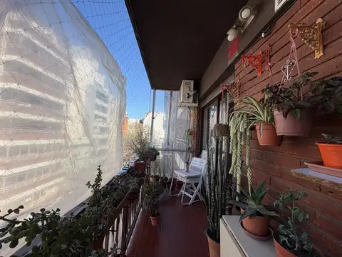 Departamento 3 ambientes con 2 baños