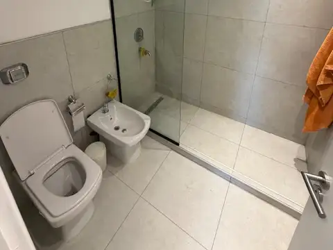 Depto Tipo Casa en Alquiler en Distrito Sur, $ 1.600.000