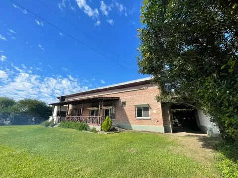 Casa en Alquiler en Funes, $ 1.400.000