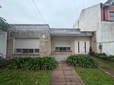 Venta Casa 3 Ambientes  Merlo