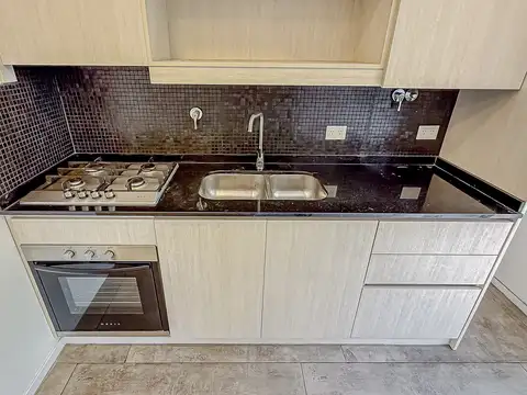 Departamento en Alquiler en Haedo, $ 700.000