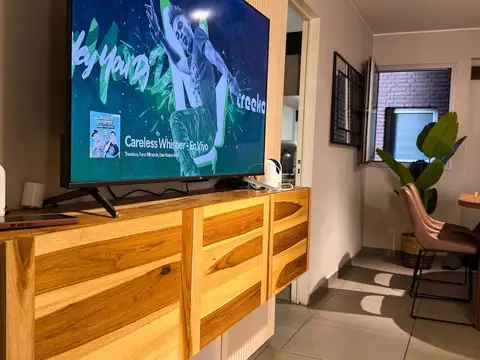 Departamento 6 ambientes con 2 baños