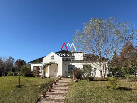 CASA EN ALQUILER EN SEPTIEMBRE - ESCOBAR