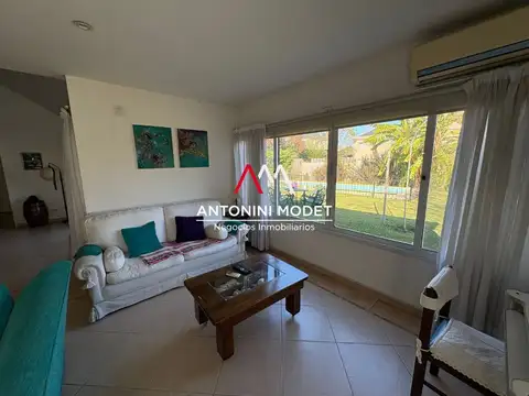 Casa en Alquiler al Sureste