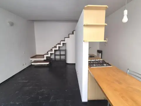 Casa 2 ambientes con 1 baño