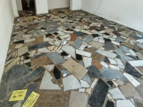 EXCELENTE UBICACIÓN - LOCAL PRÓXIMO a AV. MAIPÚ Y ESTACIÓN ARISTOBULO DEL VALLE