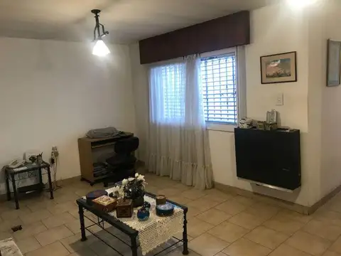 CERRO DE LAS ROSAS- VENTA CASA 6 DORMITORIOS - IDEAL CONSULTORIOS-
