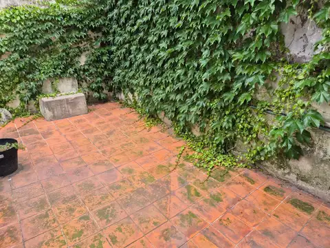 Depto Tipo Casa en Alquiler en Lomas De Zamora, $ 670.000