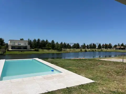 El Naudir Aguas Privadas , Piso 0