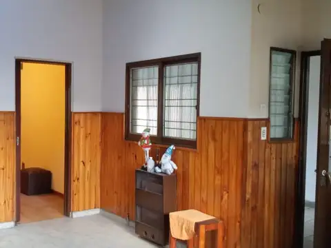 Casa en alquiler en Adrogué